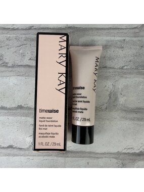MARY KAY TimeWise Foundation Matte Wear Liquid Ivory 6 #038755 NOS